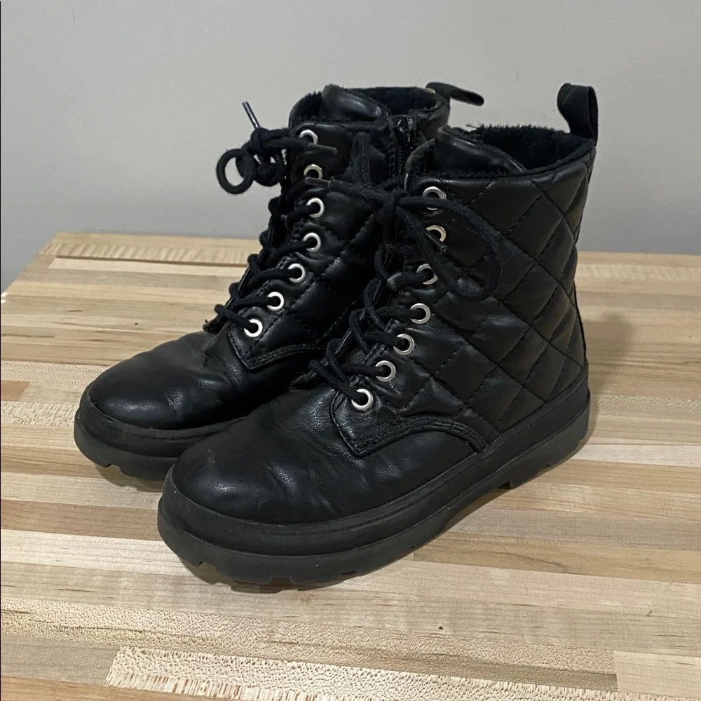 H&M stylish black
